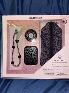 Velvet Caviar Black Leopard Phone Accessory Gift Set